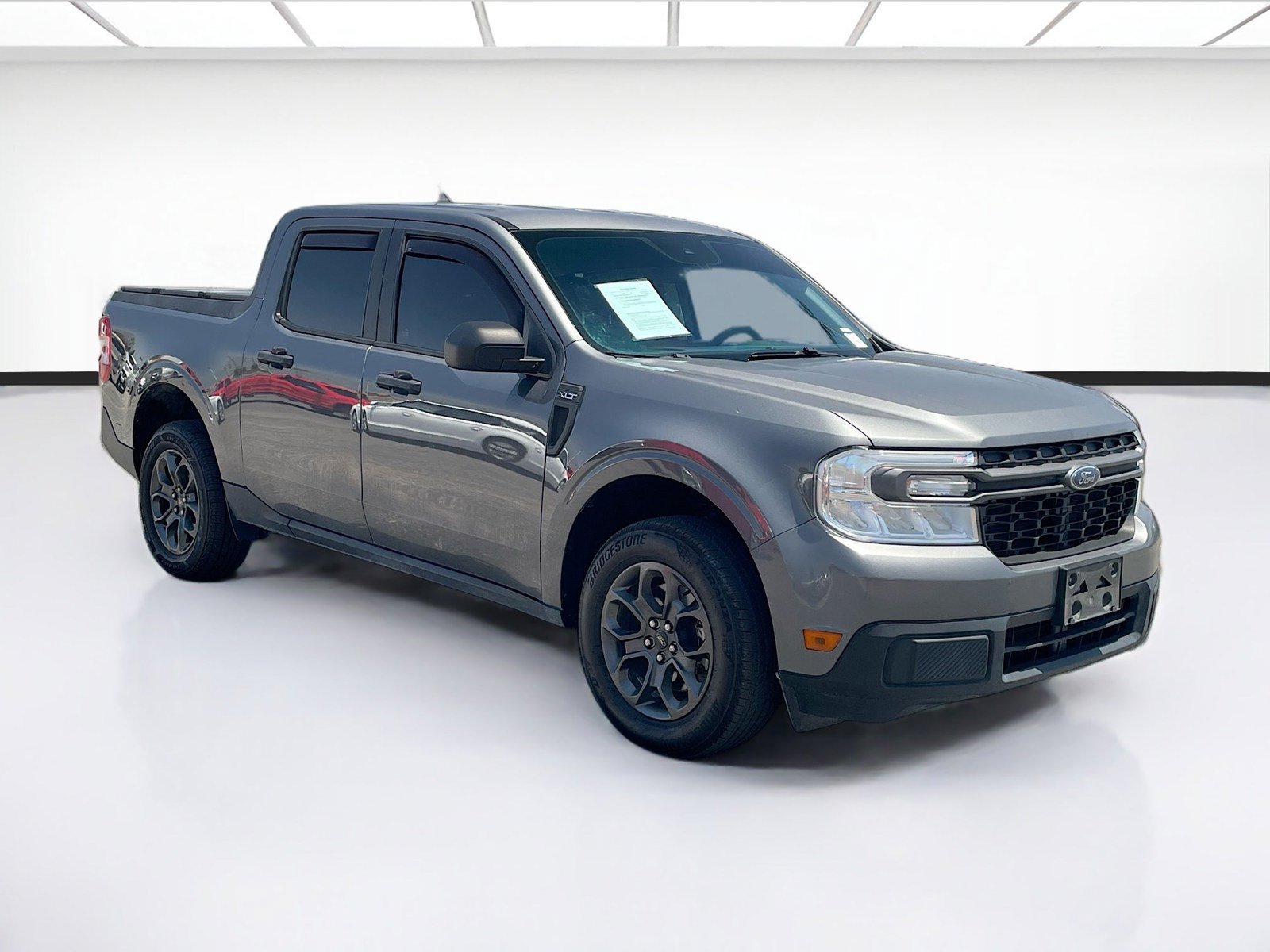 Used 2024 Ford Maverick XLT FWD image 3