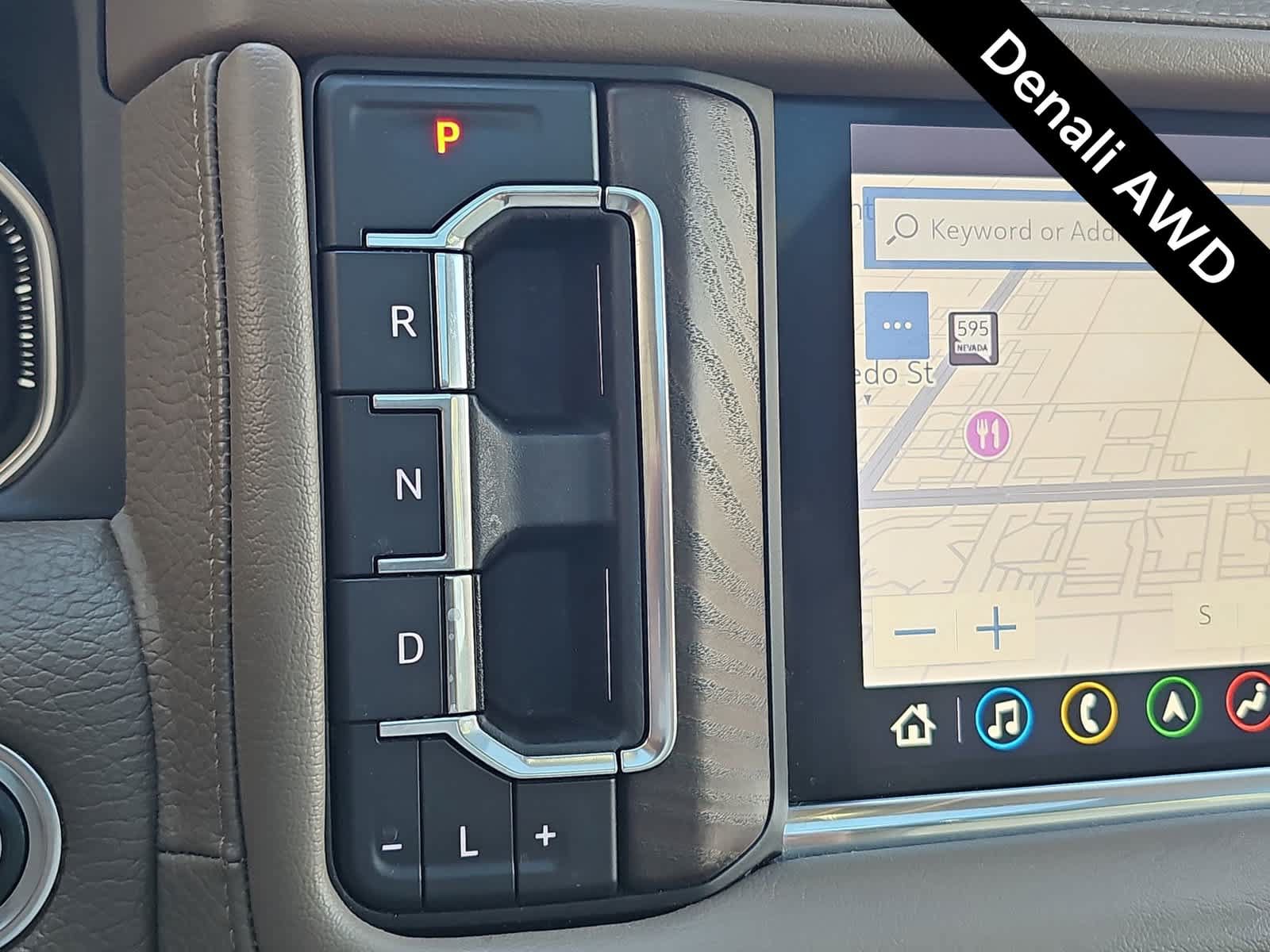 Used 2021 GMC Yukon Denali w/ Denali Premium Package AWD/4WD image 21