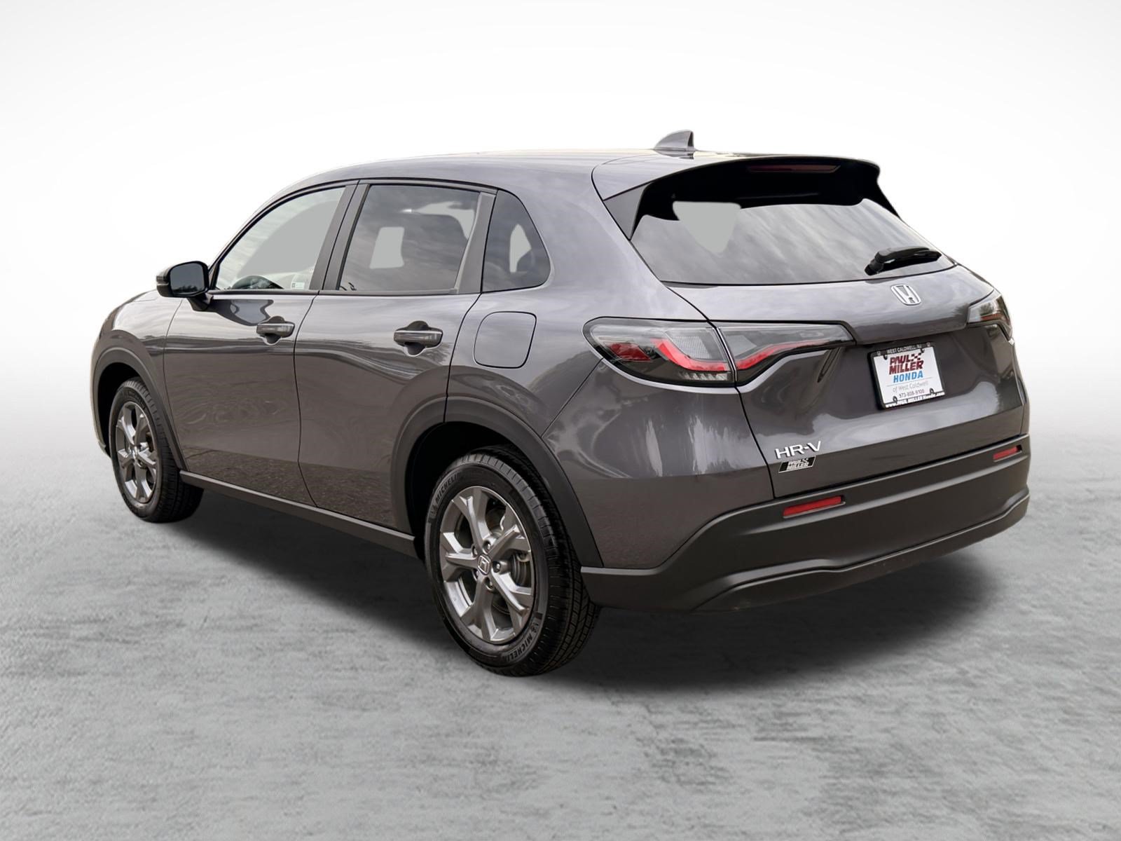 Certified 2026 Honda HR-V LX image 4