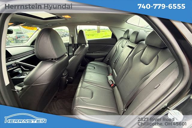 Used 2025 Hyundai Elantra Limited FWD image 6