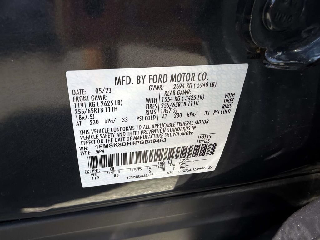 Used 2023 Ford Explorer XLT AWD/4WD image 19