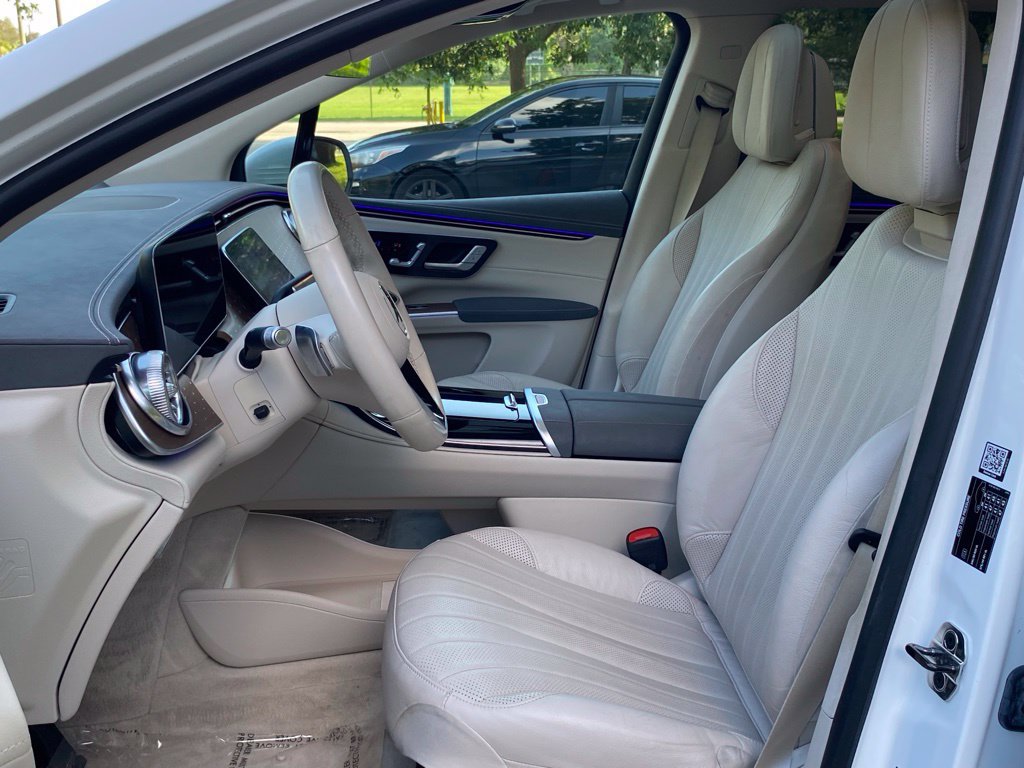 Used 2023 Mercedes-Benz EQS 450+ SUV image 15