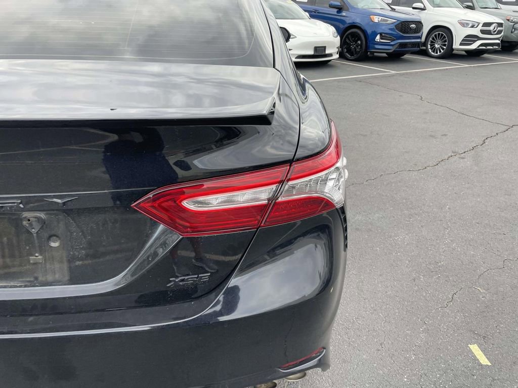 Used 2020 Toyota Camry XSE image 18