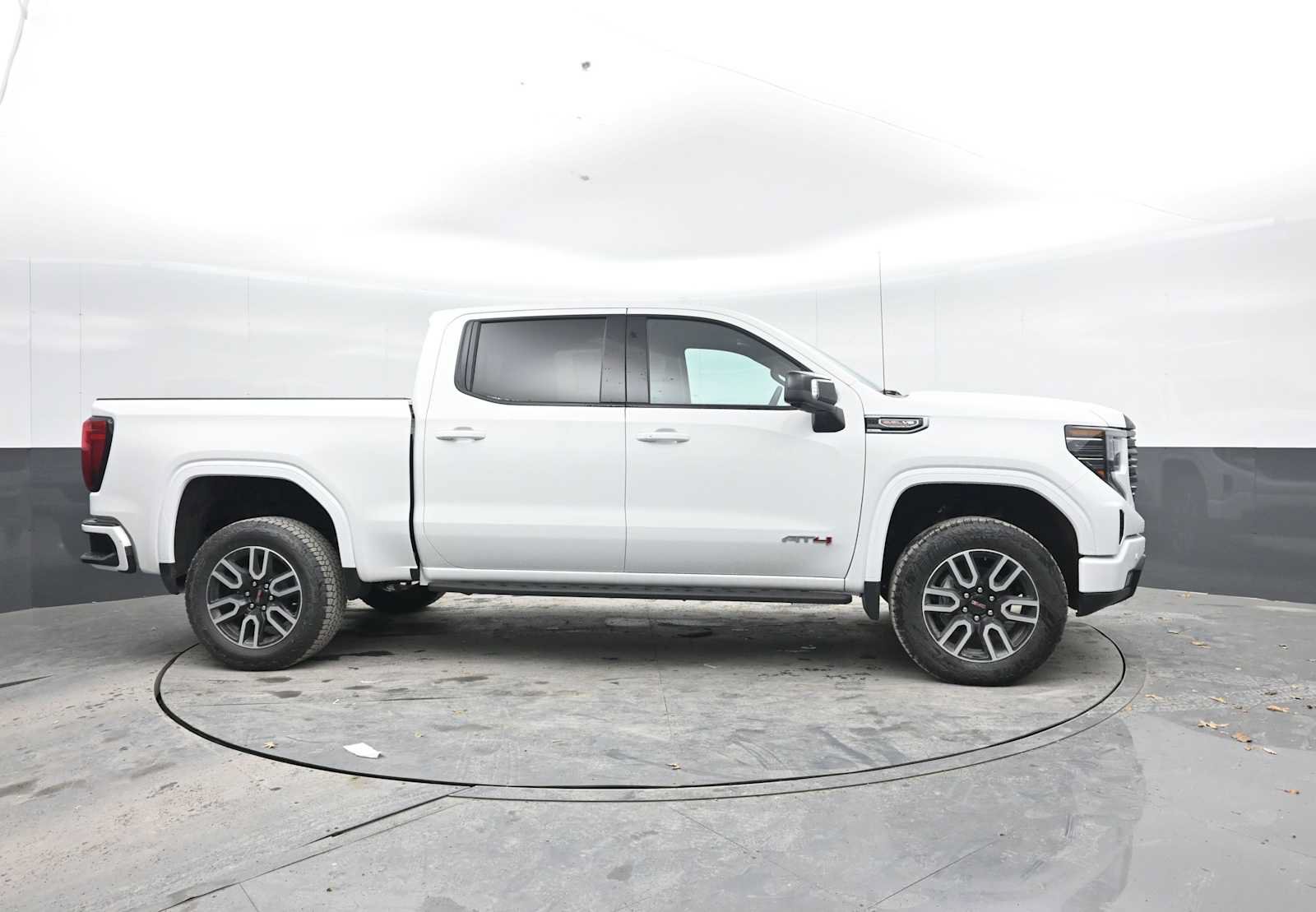 New 2026 GMC Sierra 1500 AT4 w/ AT4 Premium Package AWD/4WD image 7