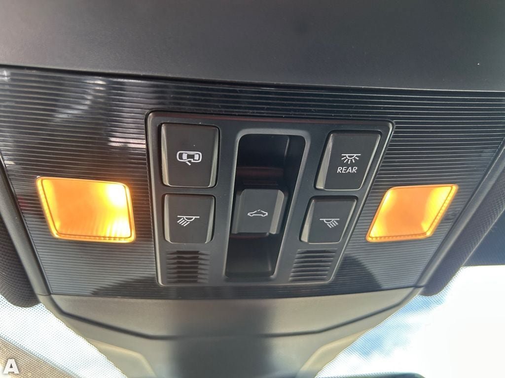 Used 2023 Volkswagen Jetta GLI Autobahn FWD image 25