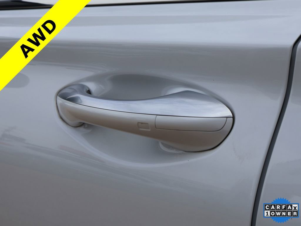 Used 2021 Hyundai Santa Fe Limited image 21