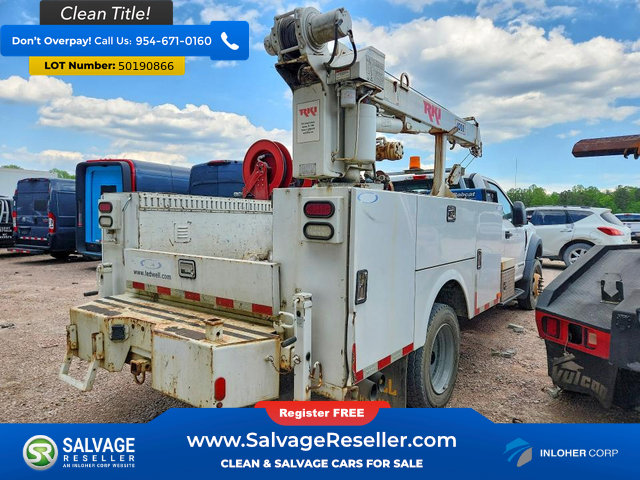 Used 2017 Ford F550 4x4 Regular Cab Super Duty image 4