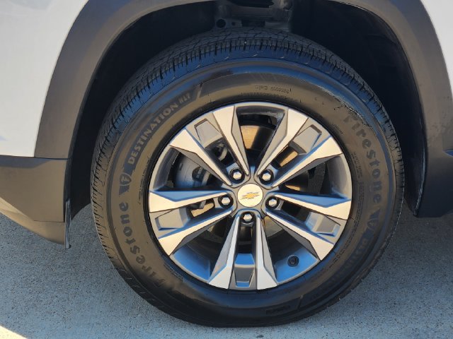 Used 2026 Chevrolet Equinox LT FWD image 17