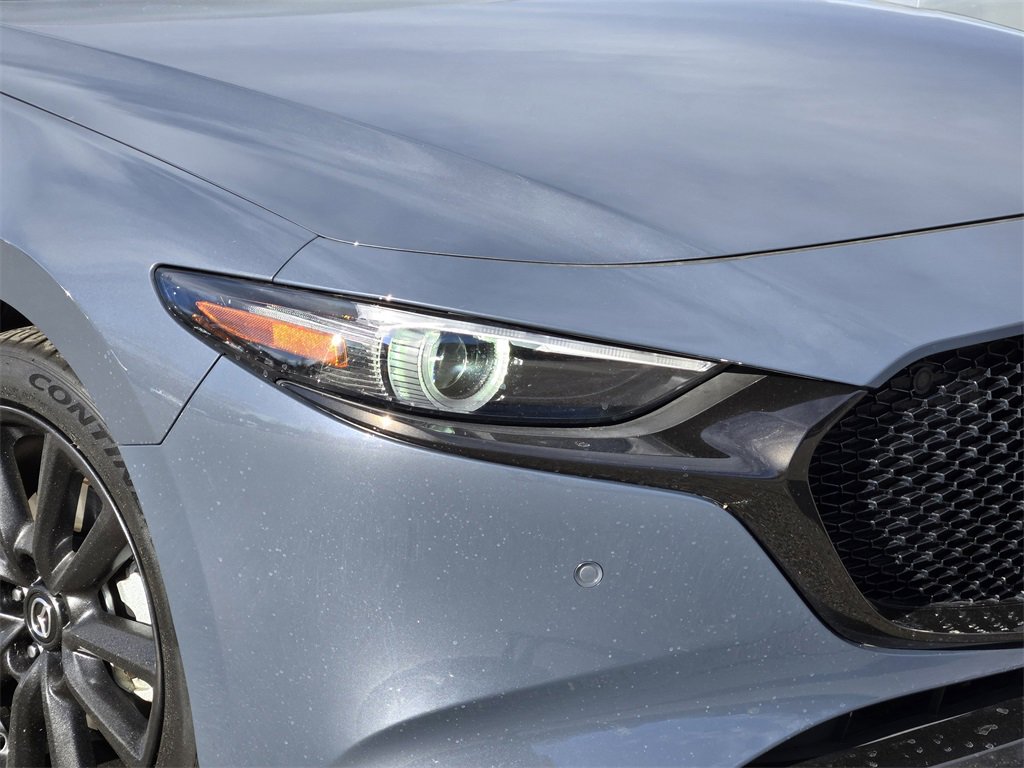Used 2021 MAZDA MAZDA3 Hatchback w/Premium Plus Pkg image 8