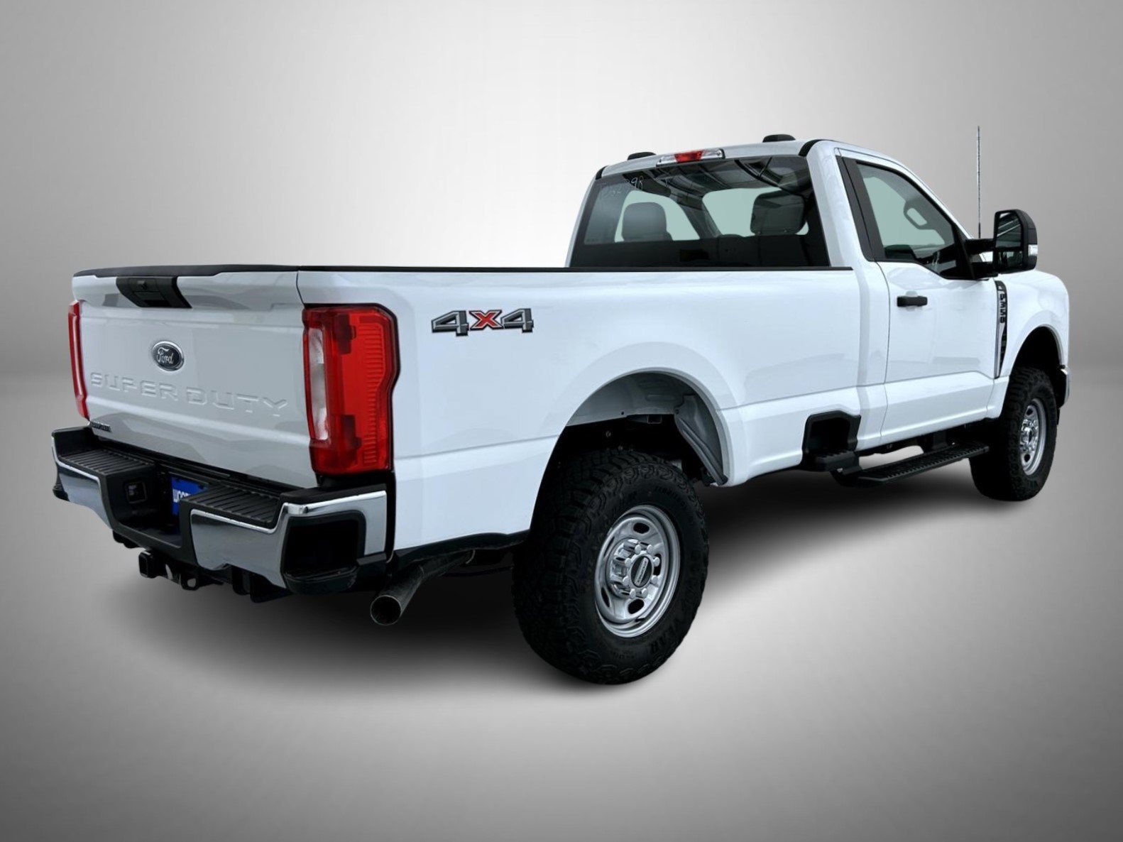 New 2026 Ford F350 XL w/ XL Off-Road Package AWD/4WD image 5