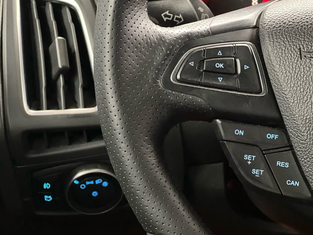 Used 2016 Ford Focus ST image 24