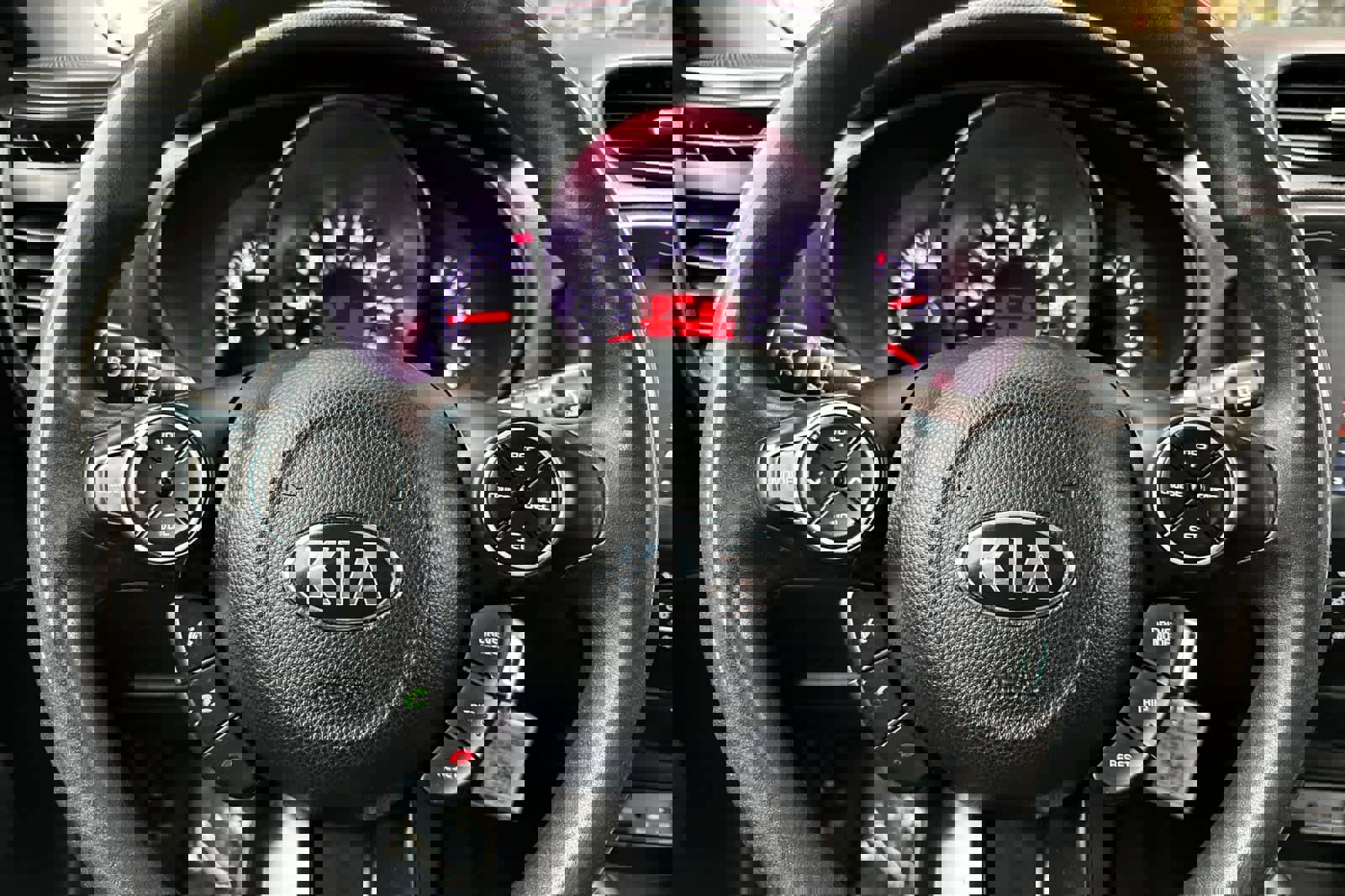 Used 2019 Kia Soul + image 23