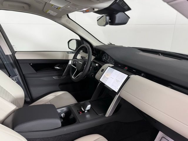 Used 2025 Land Rover Discovery Sport S AWD/4WD image 30