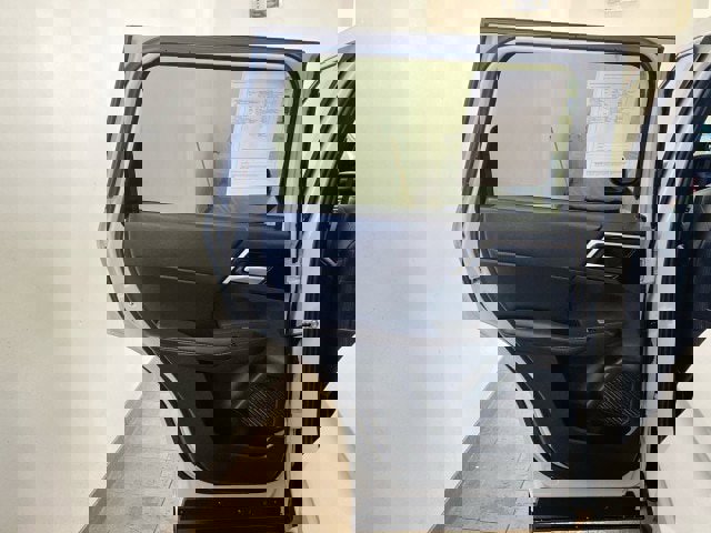 Used 2024 Mitsubishi Outlander SE image 10