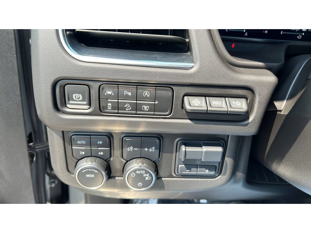 Certified 2024 Chevrolet Tahoe Premier w/ Premium Package AWD/4WD image 23