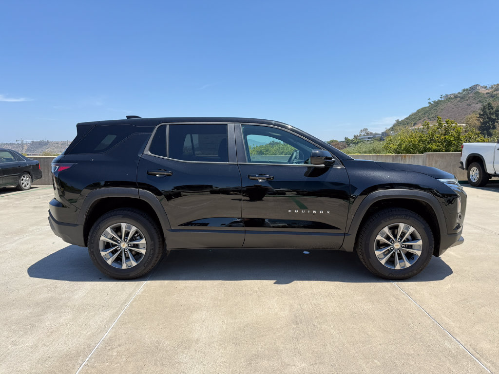 New 2027 Chevrolet Equinox LT AWD/4WD image 4