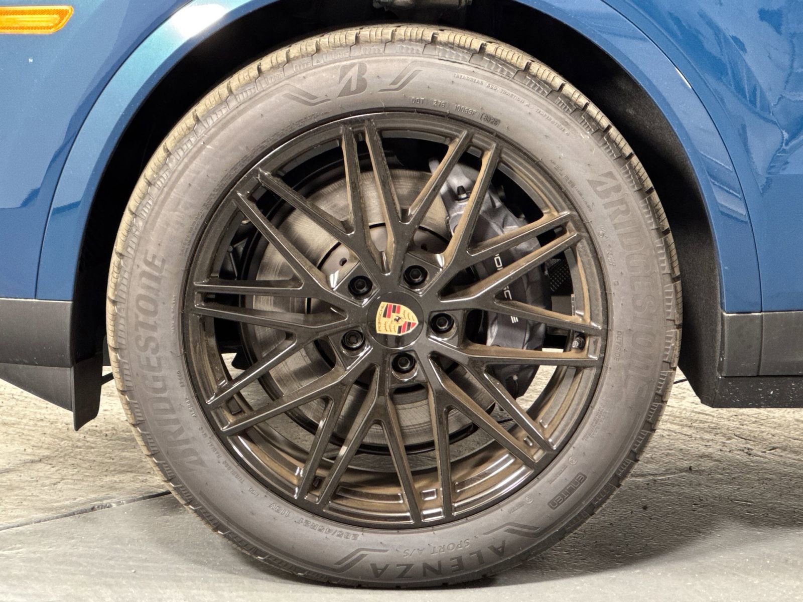 New 2026 Porsche Cayenne image 34