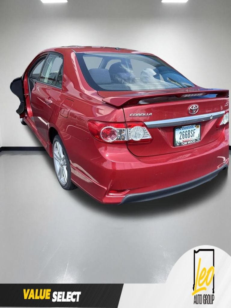 Used 2013 Toyota Corolla S w/ Premium Pkg FWD image 2