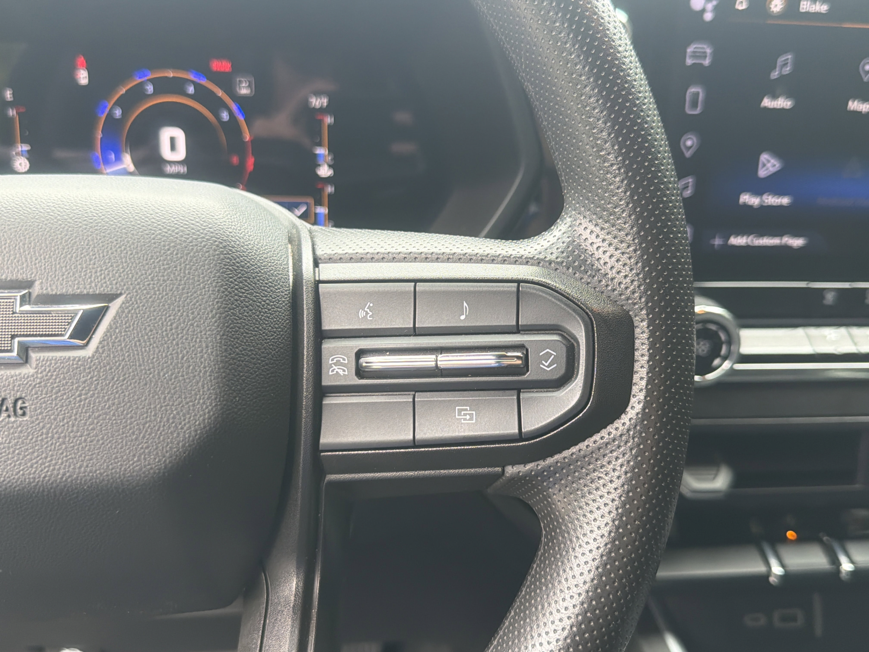 Used 2023 Chevrolet Colorado Trail Boss w/ Advanced Trailering Package AWD/4WD image 10