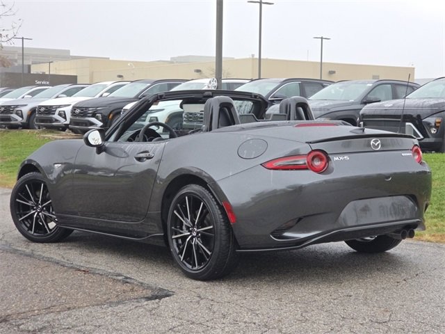 New 2025 MAZDA MX-5 Miata Grand Touring w/ Appearance Package image 2