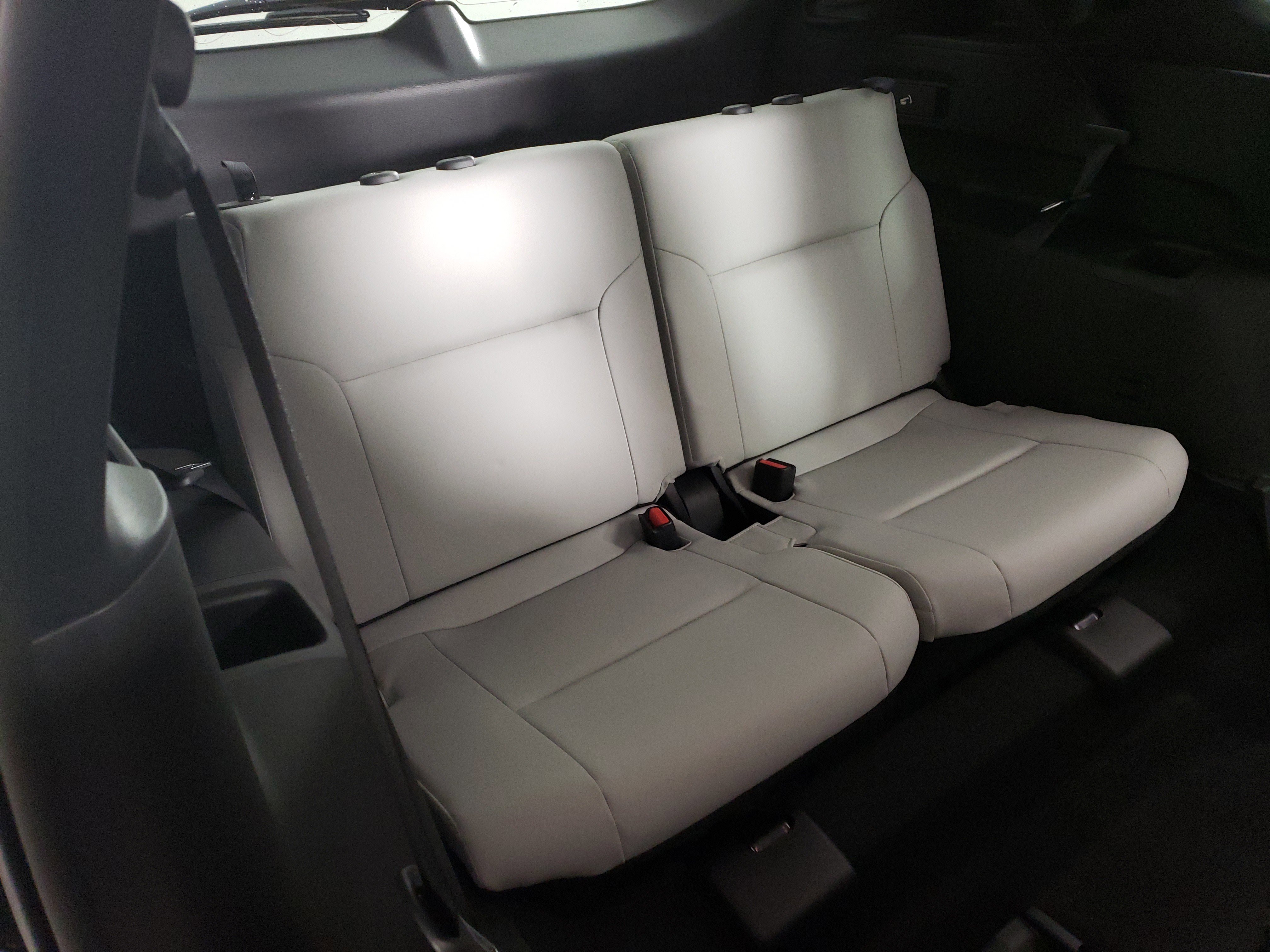 New 2025 Mitsubishi Outlander SE image 12