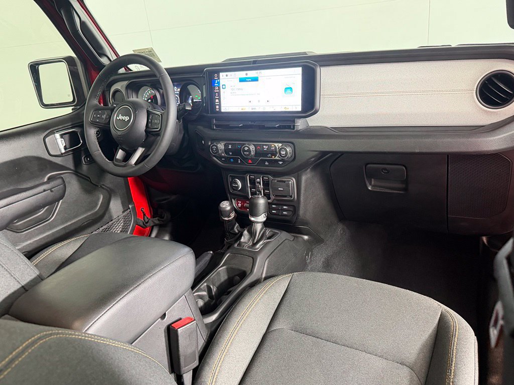 Used 2025 Jeep Wrangler Unlimited Sport S 4xe AWD/4WD image 18
