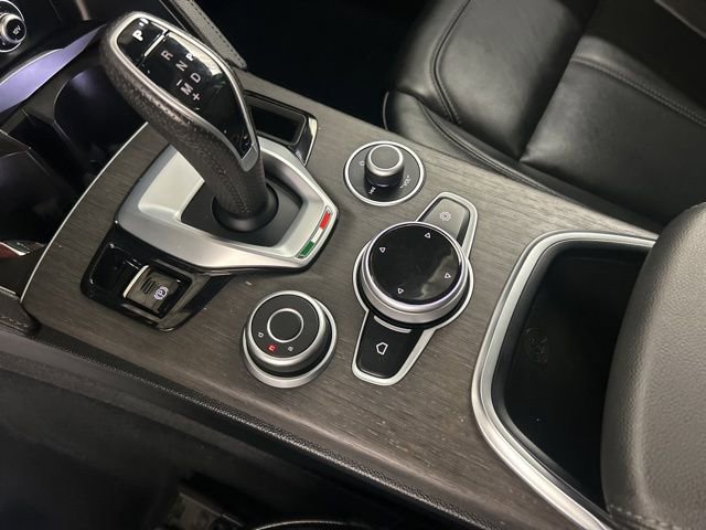 Used 2023 Alfa Romeo Stelvio Ti w/ Active Assist Plus Package image 23