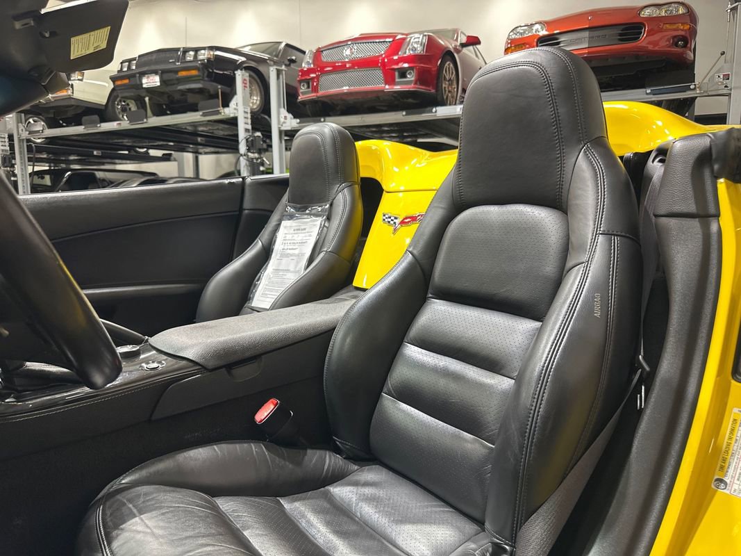 Used 2011 Chevrolet Corvette Grand Sport w/ Preferred Equipment Group image 96