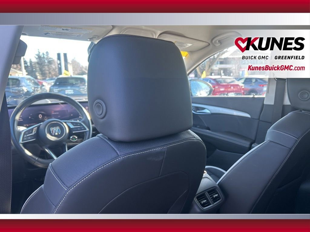 Used 2024 Buick Envision Sport Touring image 27
