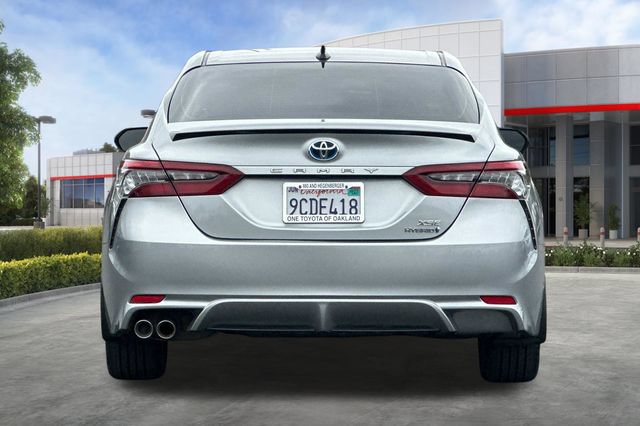 Used 2022 Toyota Camry XSE FWD image 5