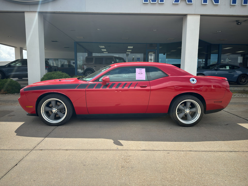 Used 2012 Dodge Challenger R/T image 4
