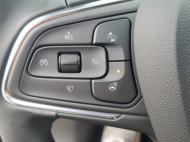Certified 2025 Buick Envista Avenir FWD image 11