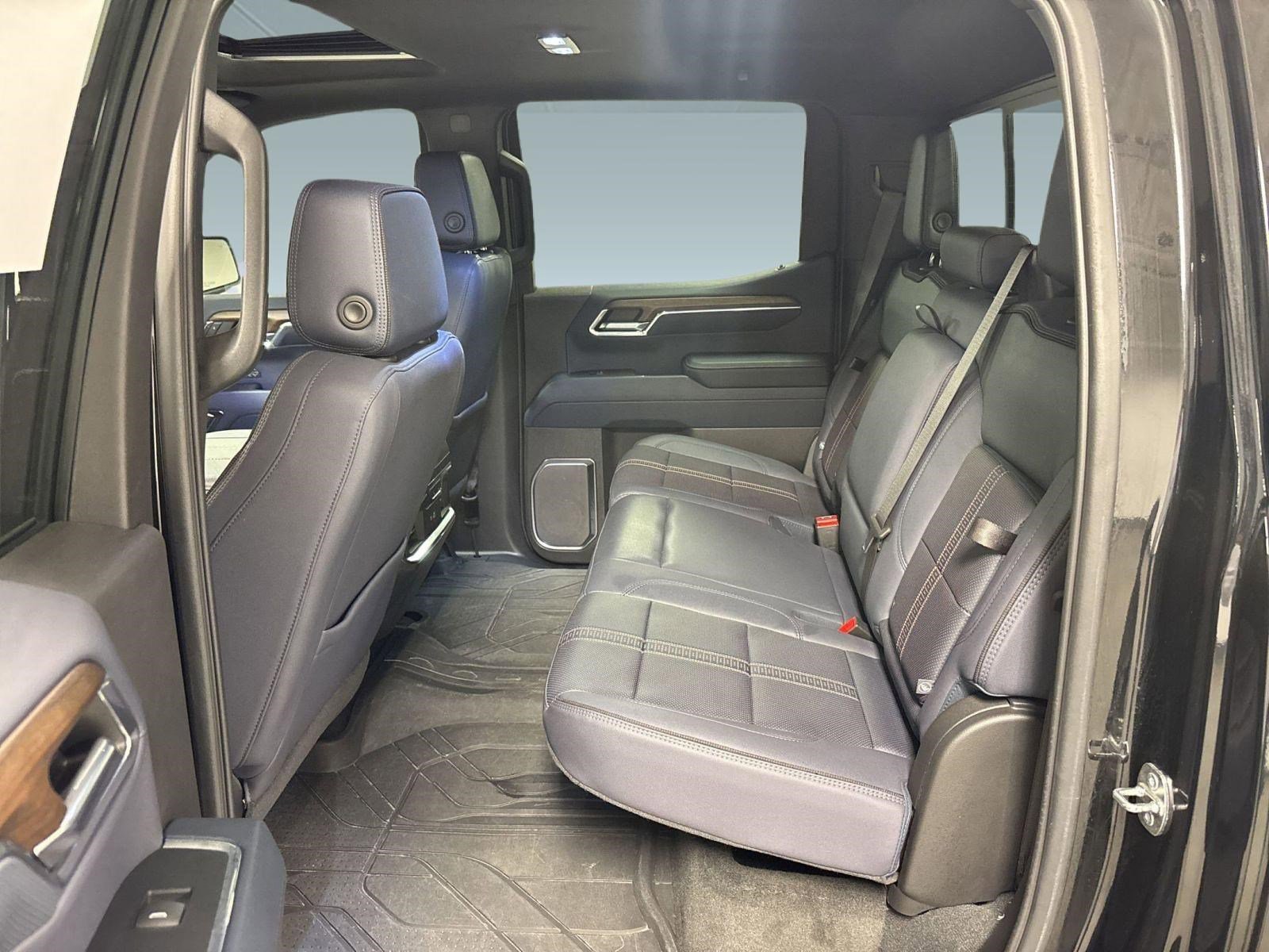 Certified 2023 Chevrolet Silverado 1500 High Country image 13