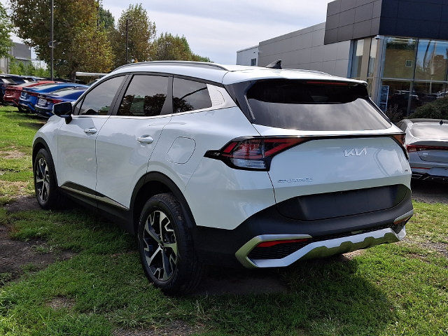 Certified 2025 Kia Sportage EX AWD/4WD image 4