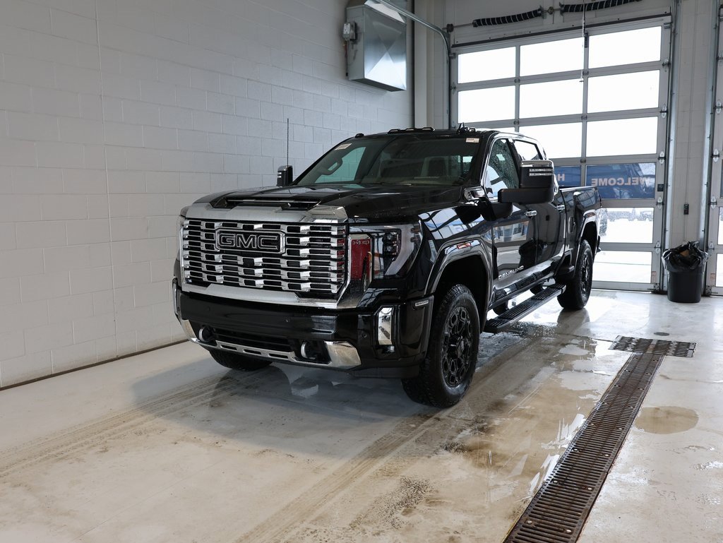 New 2026 GMC Sierra 3500 Denali w/ Denali Reserve Package image 6