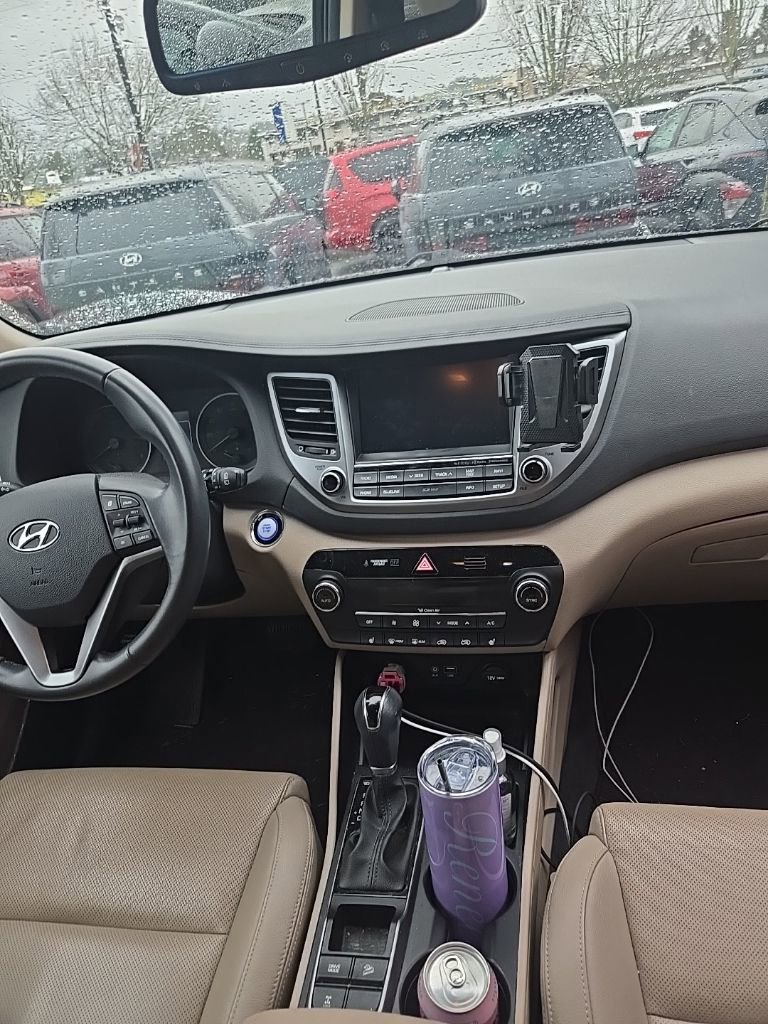 Used 2017 Hyundai Tucson Limited w/ Cargo Package image 17