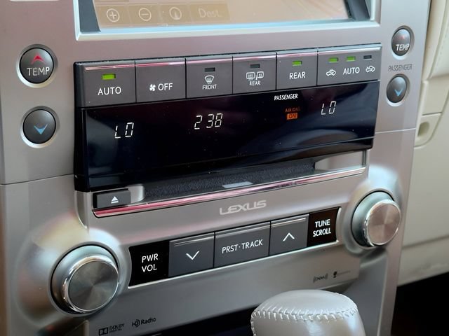 Used 2017 Lexus GX 460 Premium AWD/4WD image 23
