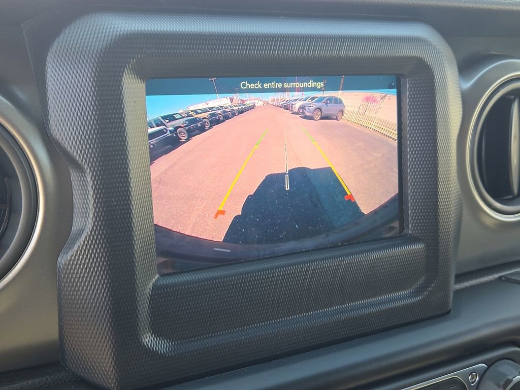 Used 2022 Jeep Wrangler Unlimited Sport image 17