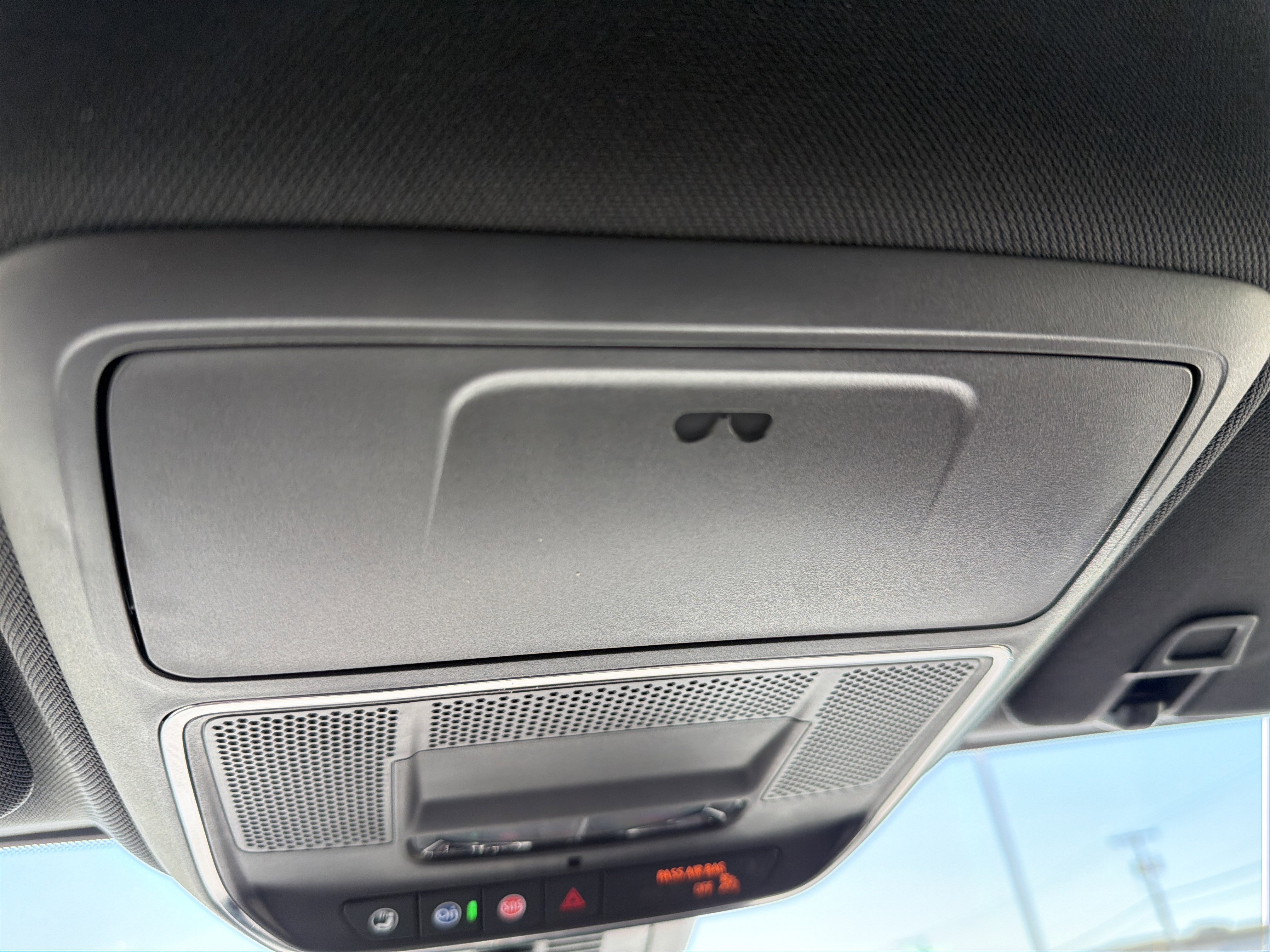 Used 2026 Chevrolet Equinox RS FWD image 39