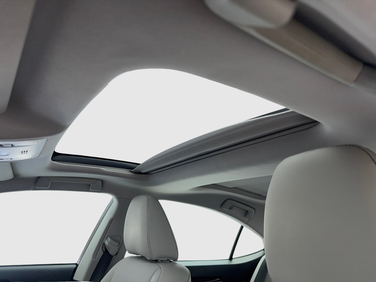 Used 2018 Lexus ES 350 w/ Navigation System Package FWD image 40