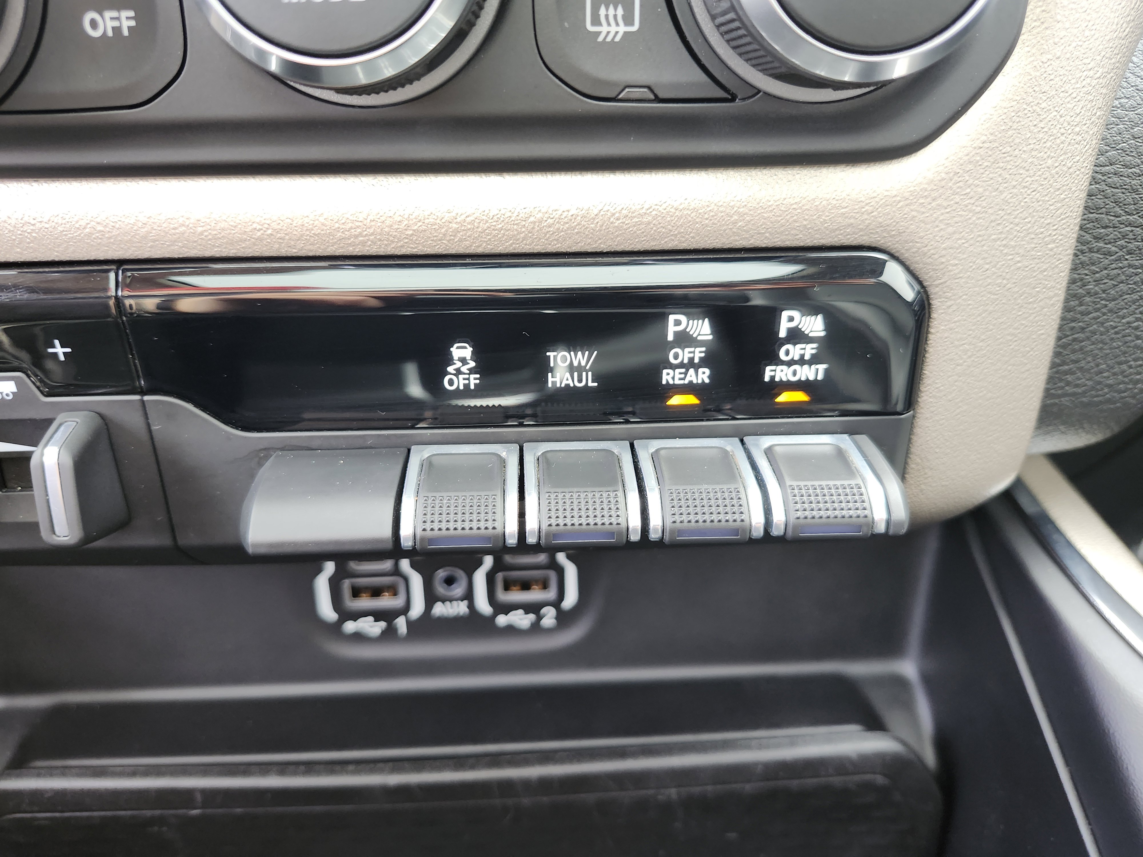 Used 2020 RAM 1500 Laramie AWD/4WD image 43