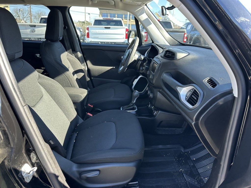 Used 2019 Jeep Renegade Sport w/ Sport Appearance Group image 13