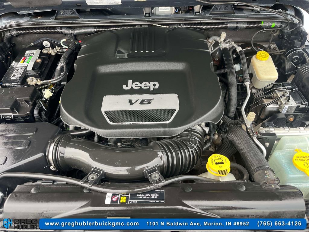 Used 2017 Jeep Wrangler Rubicon w/ Power Convenience Group image 12