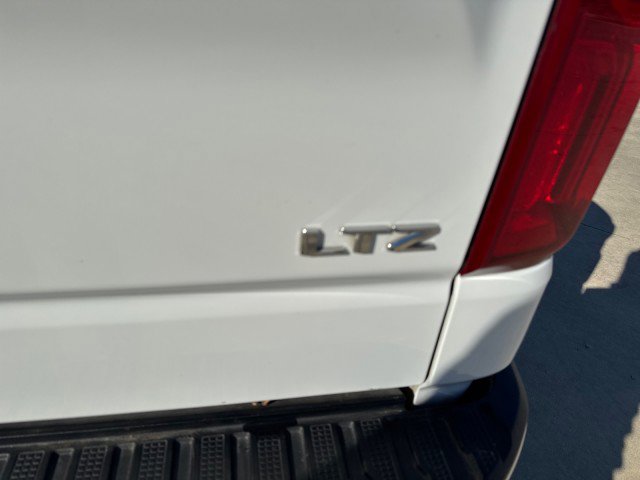 Used 2025 Chevrolet Silverado 1500 LTZ image 14