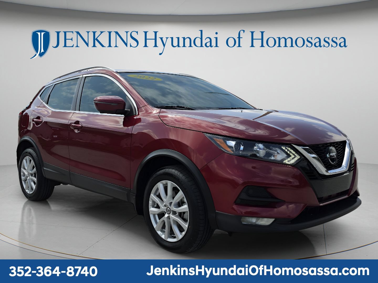 Used 2022 Nissan Rogue Sport SV w/ Technology Package FWD image 1
