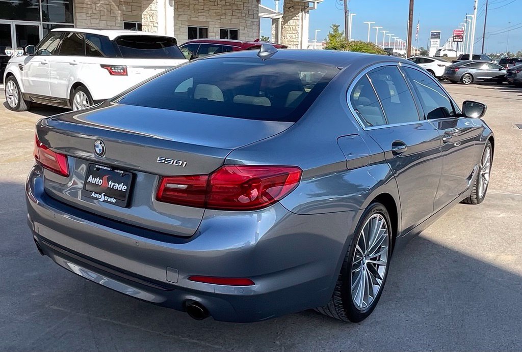 Used 2019 BMW 530i w/ Convenience Package RWD image 3