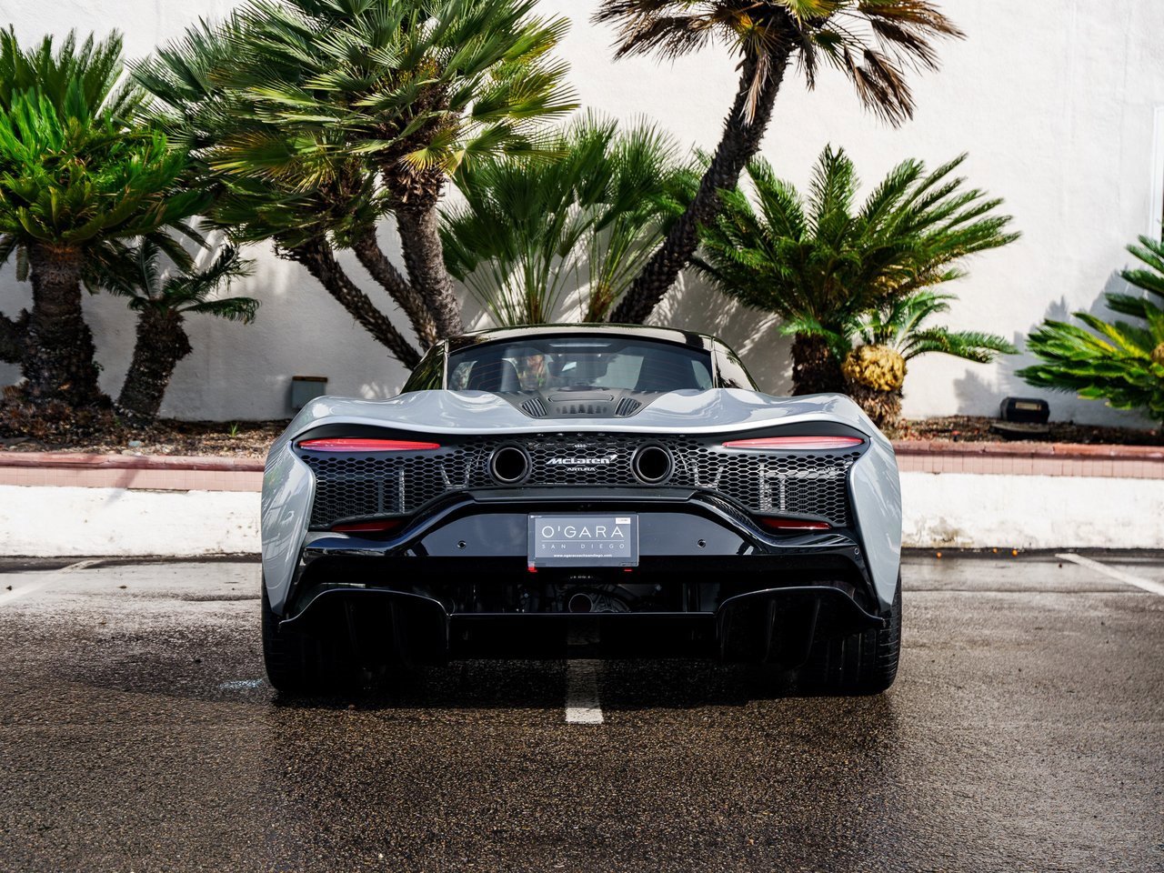 Used 2023 McLaren Artura image 5