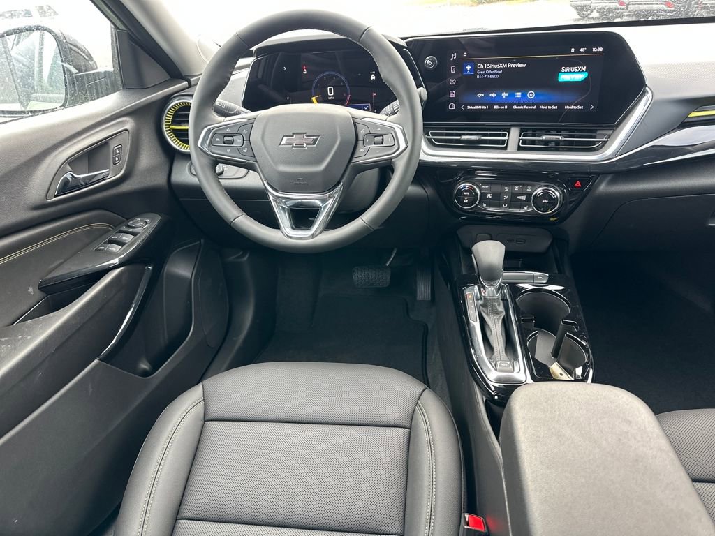 New 2026 Chevrolet Trax ACTIV w/ Sunroof Package FWD image 18