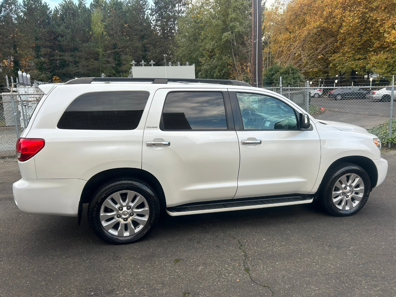 Used 2014 Toyota Sequoia Platinum image 4