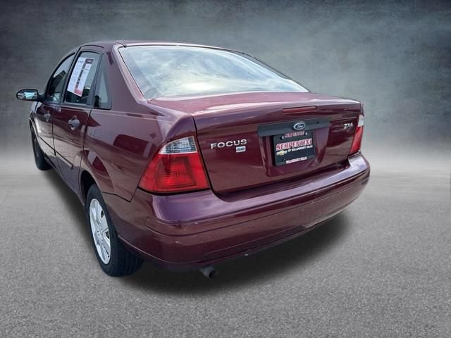 Used 2006 Ford Focus ZX4 Sedan FWD image 9